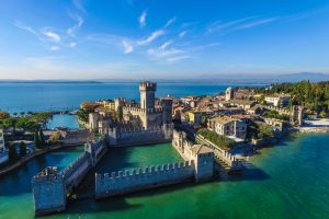 Tour dei castelli del Lago di Garda | Tour of Garda Lake Castles